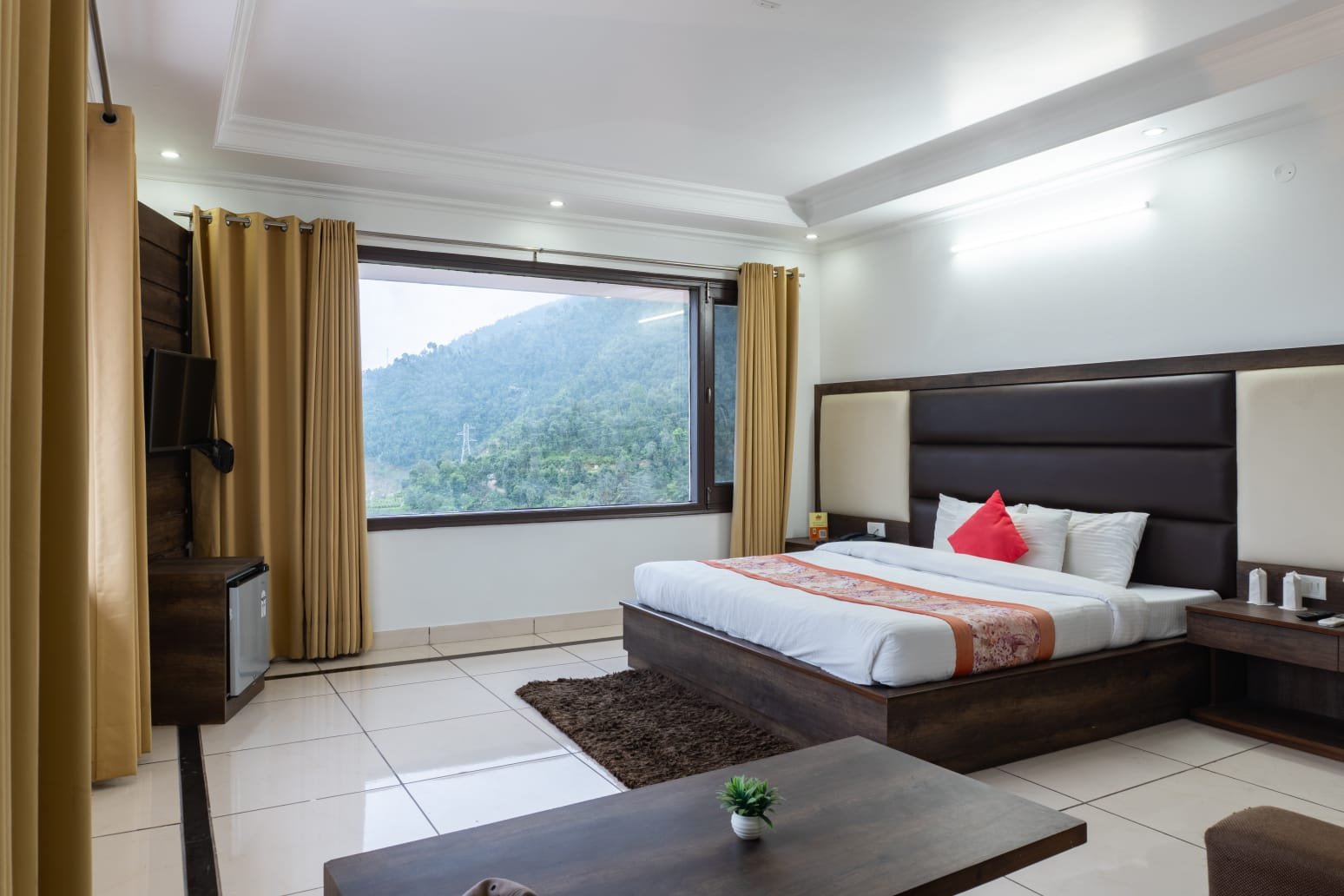 Classic Supreme(Hill View)